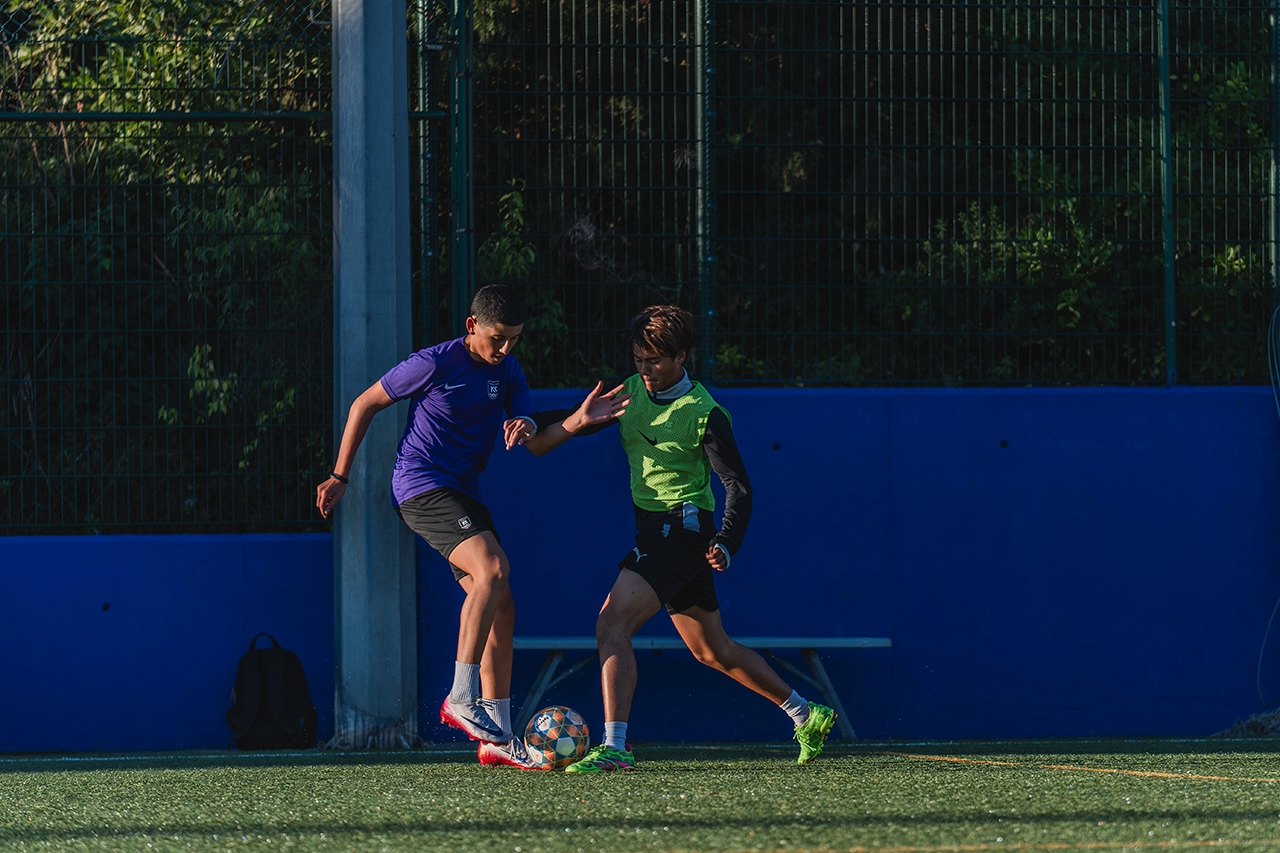 Johan Cruyff legacy values in youth football tournaments